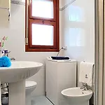 Leda Apartment *